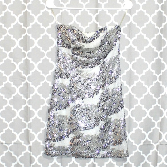 Windsor Dresses & Skirts - BEAUTIFUL WINDSOR SEQUIN MINI DRESS